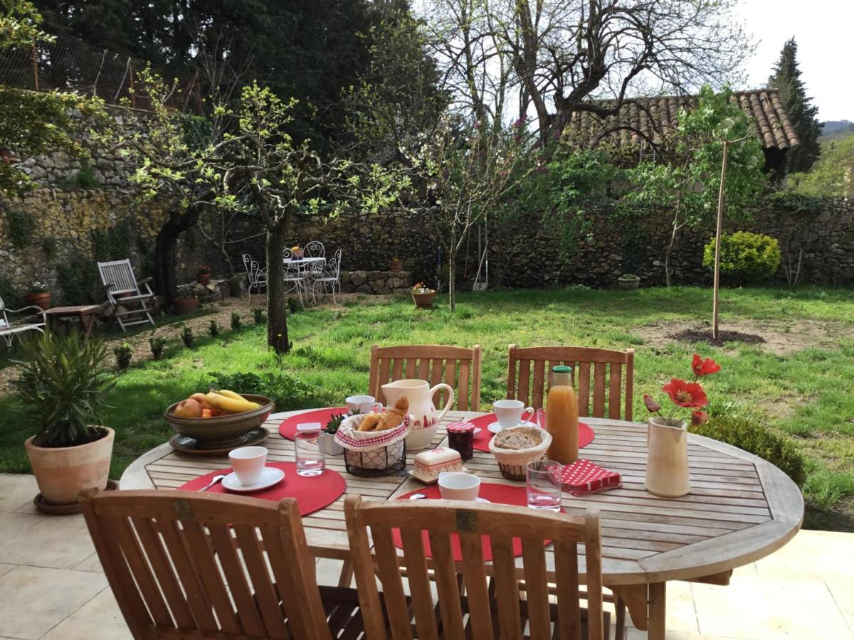 Les Lauriers Bed & Breakfast Camps-la-Source ภายนอก รูปภาพ